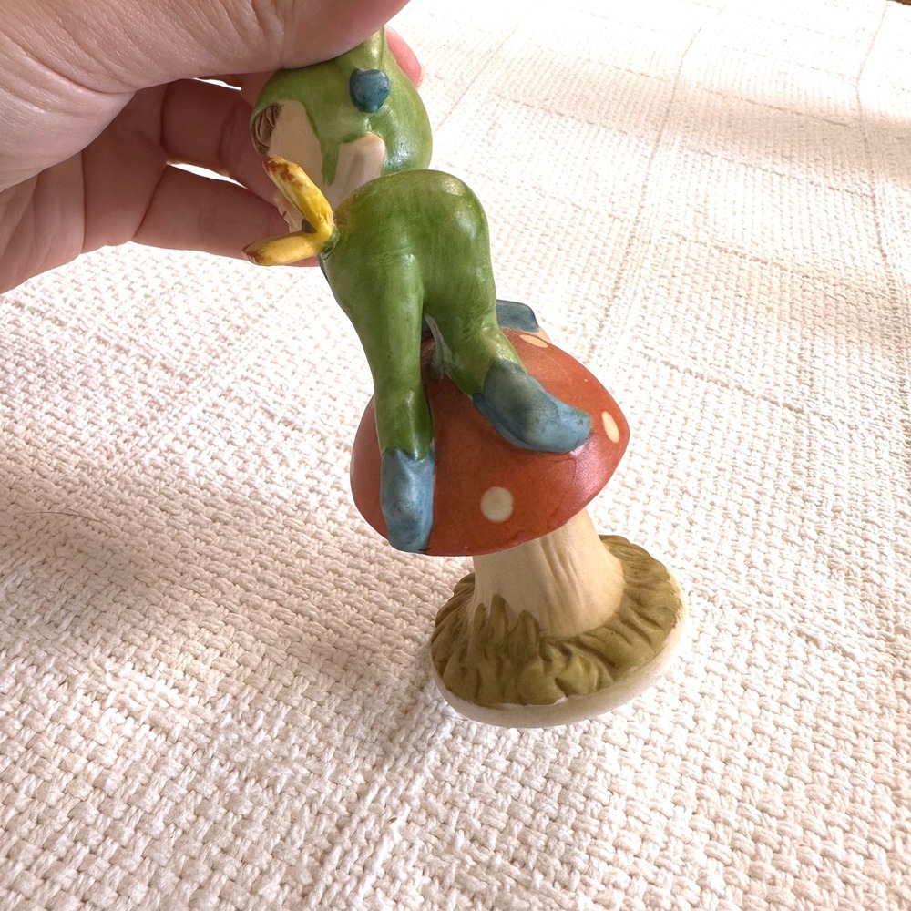VTG Pixie Elf Mushroom Figurine Ceramic Butterfly Kitsch Cottage 50s 60s - Picture 5 of 9